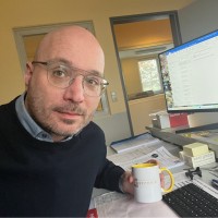 contact-person
