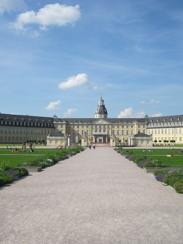 Schlosspalast in Karlsruhe, StudySmarter