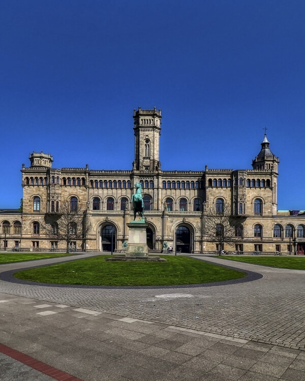 Leibniz Universitaet in Hannover, StudySmarter